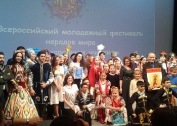 Греки Санкт-Петербурга приняли участие в Молодежном фестивале