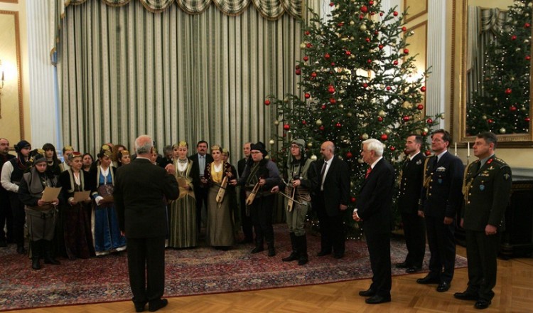 Για τη Γενοκτονία των Ποντίων το μήνυμα Παυλόπουλου με αφορμή τα κάλαντα