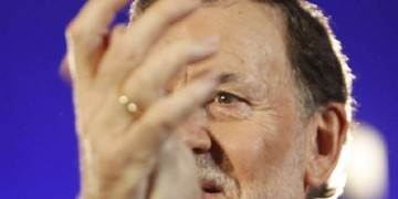 Νεαρός γρονθοκόπησε στο πρόσωπο τον Ισπανό πρωθυπουργό
