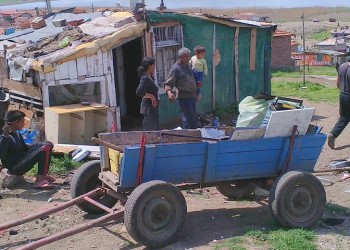 Ασύλληπτο: Χωριό στη Βουλγαρία «παράγει» και πουλάει παιδιά στην Ελλάδα!