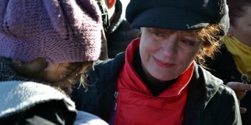 Сьюзан Сарандон: «На плечи Греции легло больше груза, чем она в состоянии вынести»