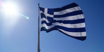 Βαυαρός υπουργός ζητά την έξοδο της Ελλάδας από τη Σένγκεν