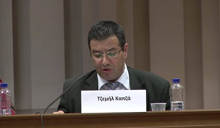 Μουσουλμάνος δήμαρχος στη Θράκη απαγορεύει τον Αϊ Βασίλη!