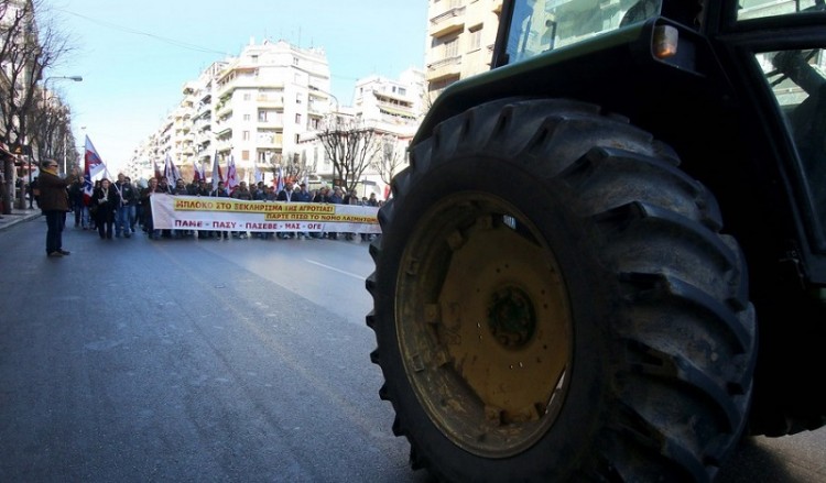 Οι αγρότες ζητούν διακομματική επιτροπή για τα αιτήματά τους