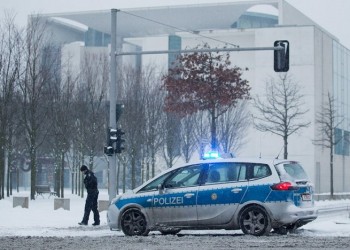 Δεν βρέθηκε τίποτε ύποπτο στο γραφείο της Μέρκελ