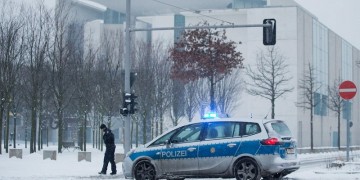 Δεν βρέθηκε τίποτε ύποπτο στο γραφείο της Μέρκελ