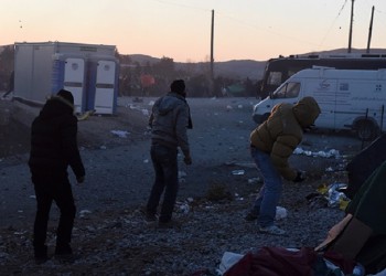 Επεισόδιο στους Ευζώνους με νεκρό και τραυματίες μετανάστες