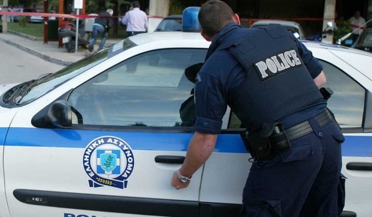Σύλληψη 45χρονου στο Χαϊδάρι – Επιχείρησε να αρπάξει 70.000 ευρώ από γυναίκα για δήθεν τροχαίο 2