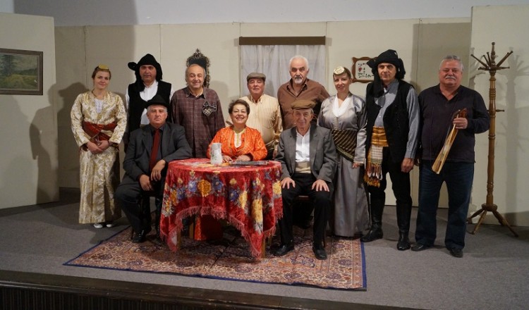 Μια ωραία παράσταση για καλό σκοπό από τους Ποντίους Ωραιοκάστρου (φωτο)