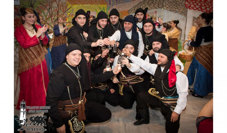 Εντυπωσιακή η κοπή πίτας του Συλλόγου Ποντίων Αγίας Βαρβάρας «Ο Φάρος» (φωτο)