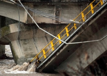 Ένας νεκρός και μεγάλες ζημιές ο απολογισμός της κακοκαιρίας