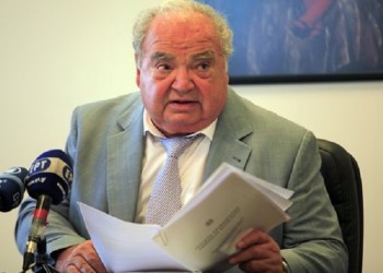 Στον... αέρα οι αποφάσεις του Λέανδρου Ρακιντζή