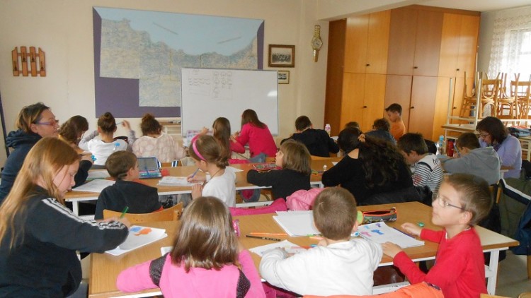 Μαθήματα σκίτσου στην ποντιακή διάλεκτο από τον Δημήτρη Νικολαΐδη