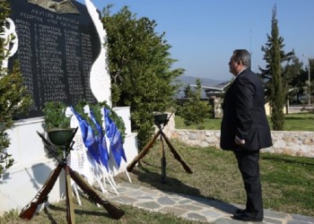 Ο Πάνος Καμμένος τίμησε τους ήρωες των Ιμίων (βίντεο)