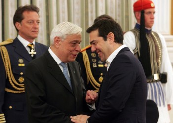 Παυλόπουλος σε Τσίπρα: Του χρόνου με γραβάτα!