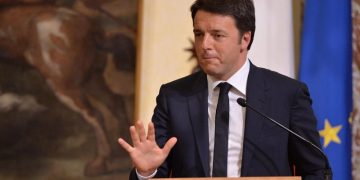 Ιταλία: Η μητέρα του Ματέο Ρέντσι σε δίκη για συμμετοχή σε δόλια χρεοκοπία