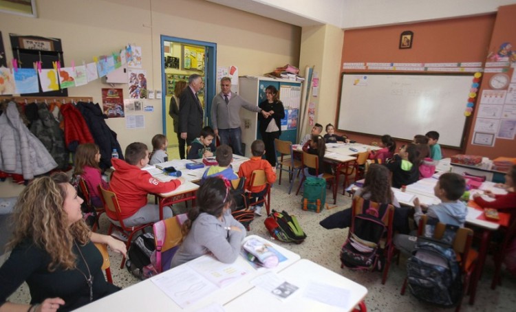 20.000 προσλήψεις εκπαιδευτικών προανήγγειλε ο Ν. Φίλης