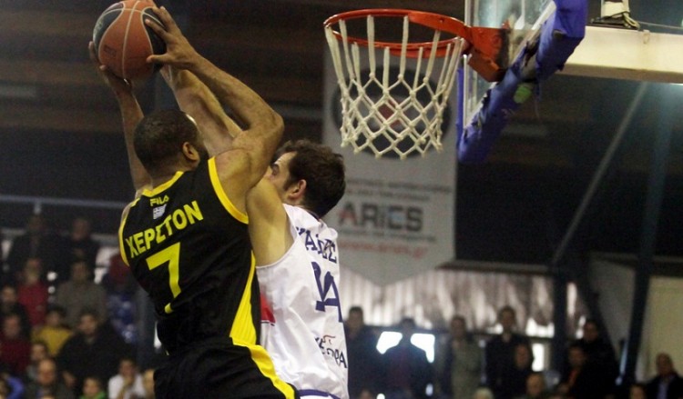Basket League: Δια πυρός και σιδήρου πέρασε η ΑΕΚ από τα Τρίκαλα