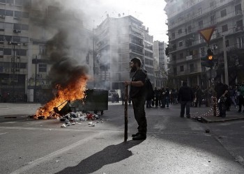 Επεισόδια στο Χαϊδάρι, το Κορωπί και το κέντρο της Αθήνας μεταξύ ΜΑΤ και αγροτών (βίντεο, φωτο)
