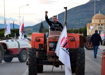 Νέα πρόταση για τους αγρότες ετοιμάζει το Μαξίμου