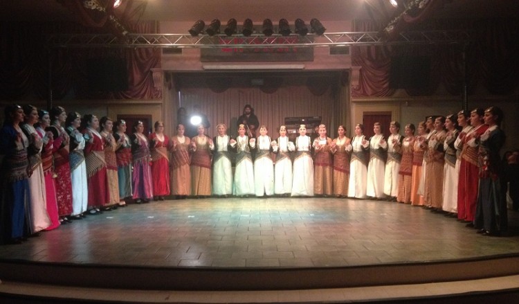 Καρφίτσα δεν έπεφτε στον ετήσιο χορό των «Ακριτών» Ασπροπύργου (φωτο, βίντεο)