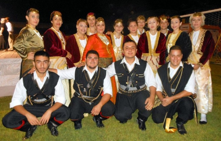 Βραδιά αφιερωμένη στην Πόντια μάνα στο Δημοτικό Ωδείο Δράμας - Cover Image