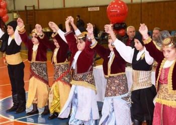 Ο ερασιτέχνης Απόλλων Καλαμαριάς έκοψε την πίτα του (φωτο, βίντεο)