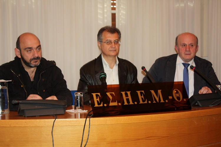 «Ακρίτες του Πόντου» – Μια αγκαλιά τραγούδια για να απαλυνθεί ο πόνος των προσφύγων (ρεπορτάζ)