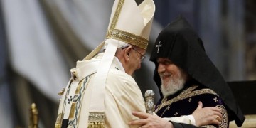 Επιστρέφει ο Τούρκος πρεσβευτής στο Βατικανό 10 μήνες μετά τις δηλώσεις Πάπα για τη Γενοκτονία των Αρμενίων