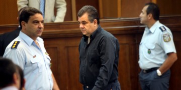 Αποφυλακίζεται ο Ρουπακιάς, που κατηγορείται για τη δολοφονία Φύσσα