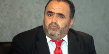 Αλαλούμ με τη μετακίνηση Σκακιανάκη