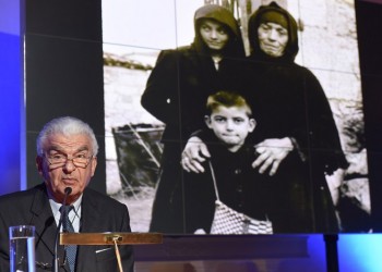 Γερμανός ιστορικός: Η Γερμανία να πληρώσει τις πολεμικές επανορθώσεις με ράβδους χρυσού