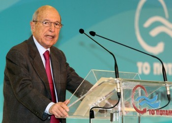 Σκληρή επίθεση Σημίτη σε ΣΥΡΙΖΑ