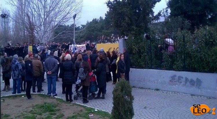 Καζάνι που βράζει η περιοχή των Διαβατών Θεσσαλονίκης για το hotspot προσφύγων