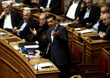 Σκληρή κόντρα Τσίπρα-Μητσοτάκη στη Βουλή στη συζήτηση για το Παράλληλο Πρόγραμμα