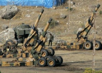 Άμεση αποχώρηση των Κούρδων της Συρίας από την Αζάζ απαιτεί ο Νταβούτογλου