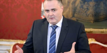 Αμετανόητη η Αυστρία για το προσφυγικό