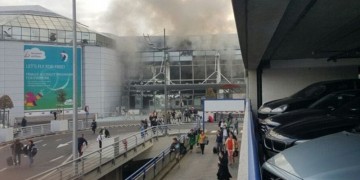 Εκρήξεις, νεκροί και τραυματίες στο αεροδρόμιο των Βρυξελλών (βίντεο-φωτο)