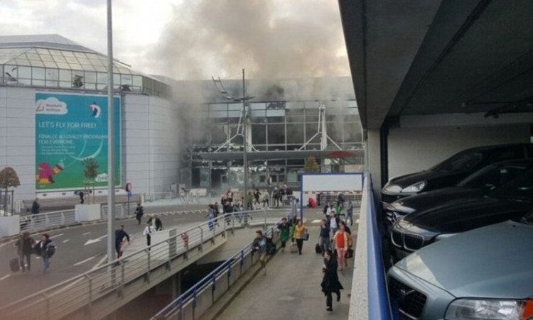 Εκρήξεις, νεκροί και τραυματίες στο αεροδρόμιο των Βρυξελλών (βίντεο-φωτο)