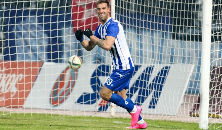 Νέα πρόσωπα καλεί στην Εθνική ο Σκίμπε