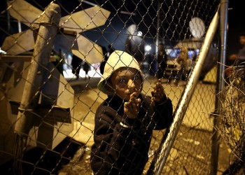 Στο φράχτη της Ειδομένης χιλιάδες πρόσφυγες – Ένας καταυλισμός όλη η χώρα
