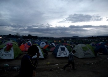 Επίσημα στοιχεία: Πόσοι πρόσφυγες είναι στην Ελλάδα (γράφημα)