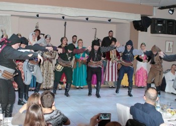 Πραγματοποιήθηκε ο ετήσιος χορός της Ένωσης Ποντίων «Μαύρη Θάλασσα» (φωτο)