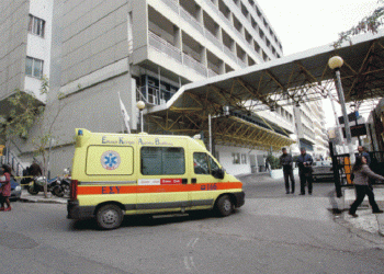 Νεαρός με κορονοϊό έφυγε από το νοσοκομείο «Ευαγγελισμός»