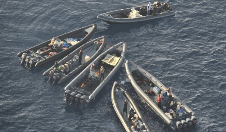 Spiegel: Η Frontex έχει εντολή να μεταφέρει τους πρόσφυγες στην Ελλάδα