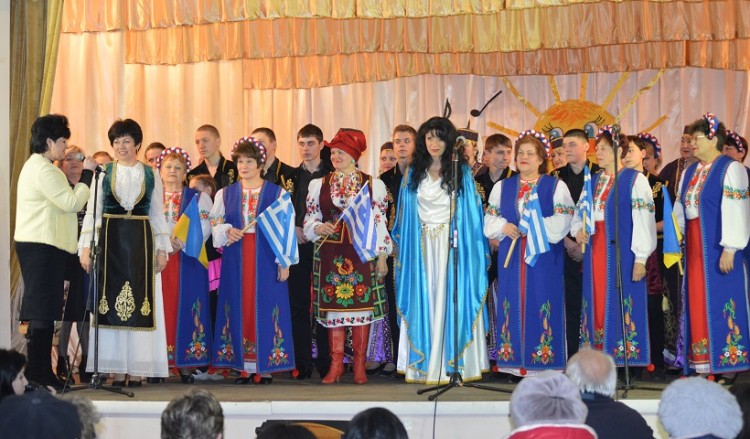 В приазовской Ялте состоялся концерт лучших греческих коллективов Украины (фото)