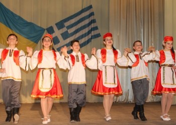 В Приазовье провели VІ районный фестиваль греческой культуры «Огонь Эллады» (фото)