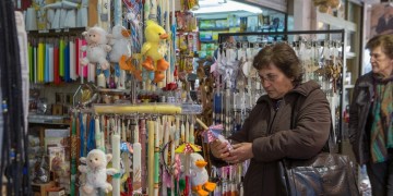 Πότε θα είναι ανοιχτά τα καταστήματα τις ημέρες του Πάσχα