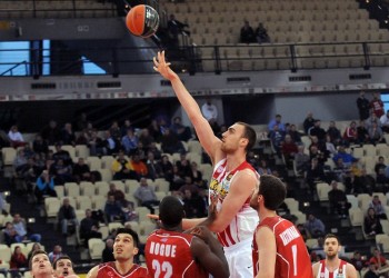 Basket League: Εντυπωσιακό ρεκόρ στη νίκη του Ολυμπιακού επί της Κηφισιάς