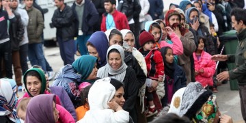 Κομισιόν: Επιπλέον υλική βοήθεια στην Ελλάδα για την αντιμετώπιση της προσφυγικής κρίσης